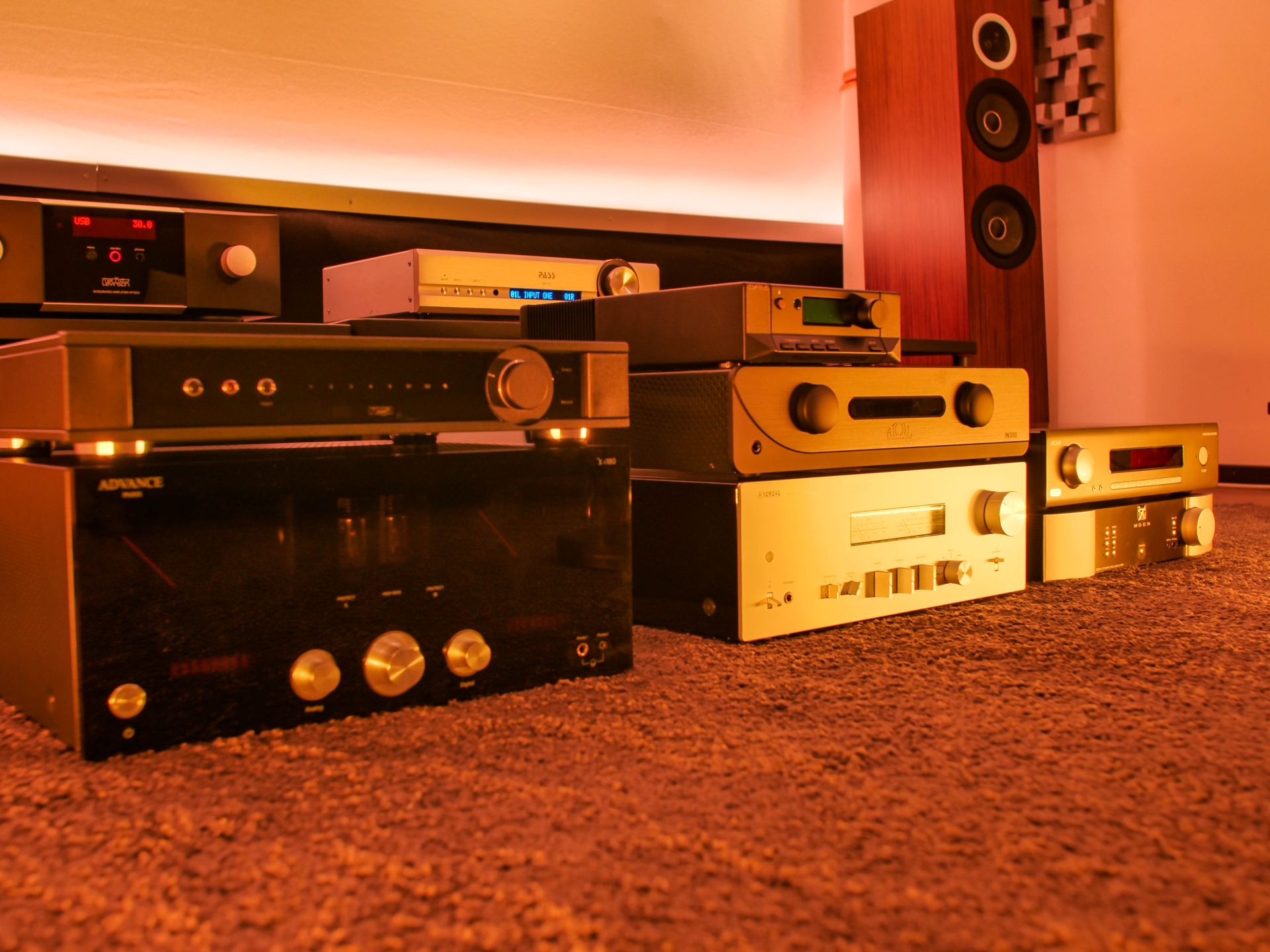 Live Massatest – Integrated Amplifiers – 2500 Euro – 27-11-2022 – 10:30 Live Massatest – Integrated Amplifiers – 2500 Euro – 27-11-2022 – 10:30